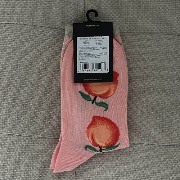 Hot Sox Women’s Socks - Just Peachy - Picture 2 of 2